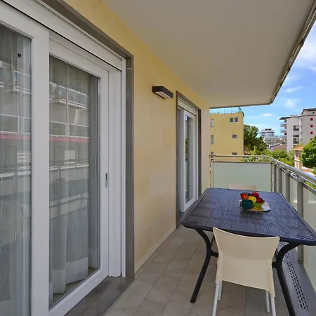Mare-4 By Interhome Apartmán *